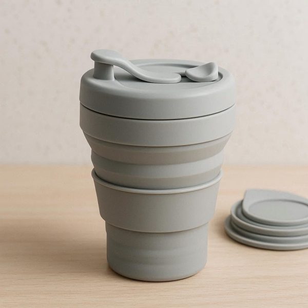 Collapsible Silicone Travel Cup - Space-Saving Hydration